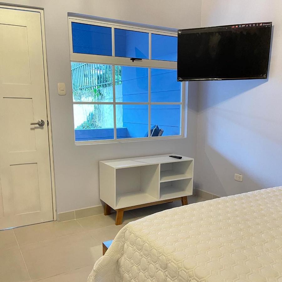 Hotel Mono Azul Quepos Bagian luar foto