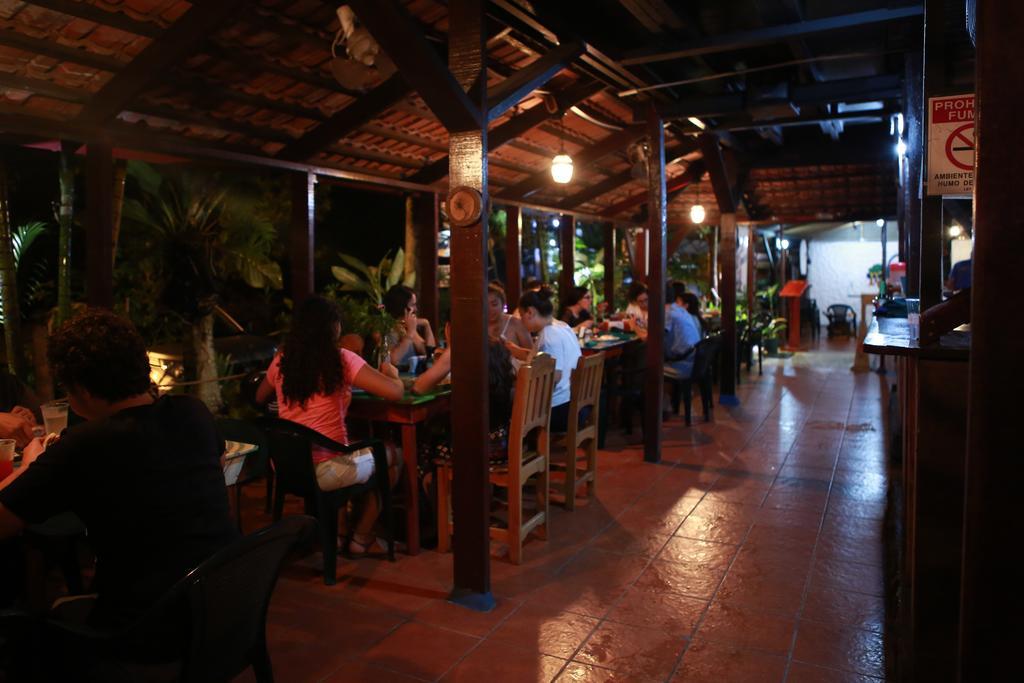 Hotel Mono Azul Quepos Bagian luar foto